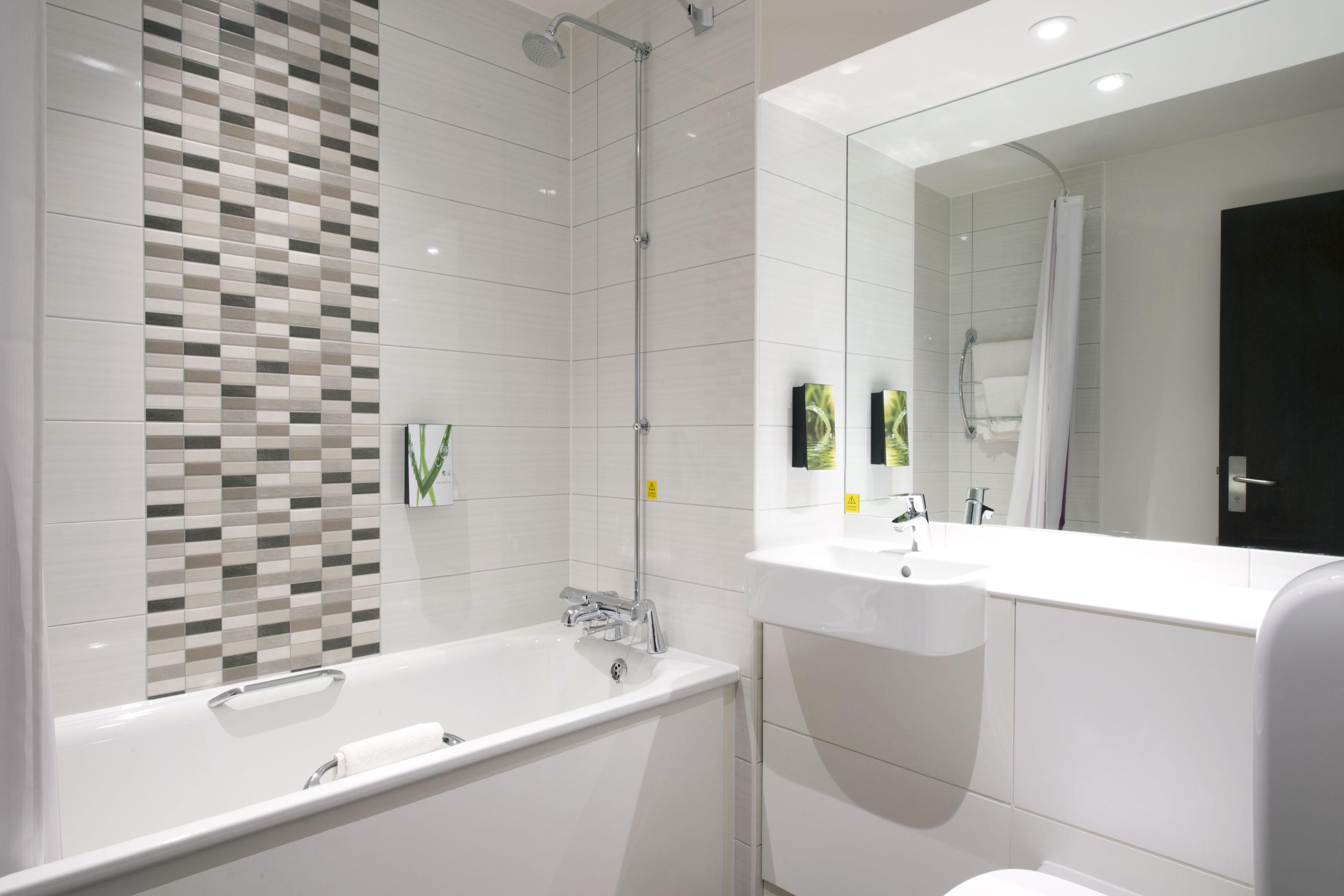 Premier London Tolworth Hotel